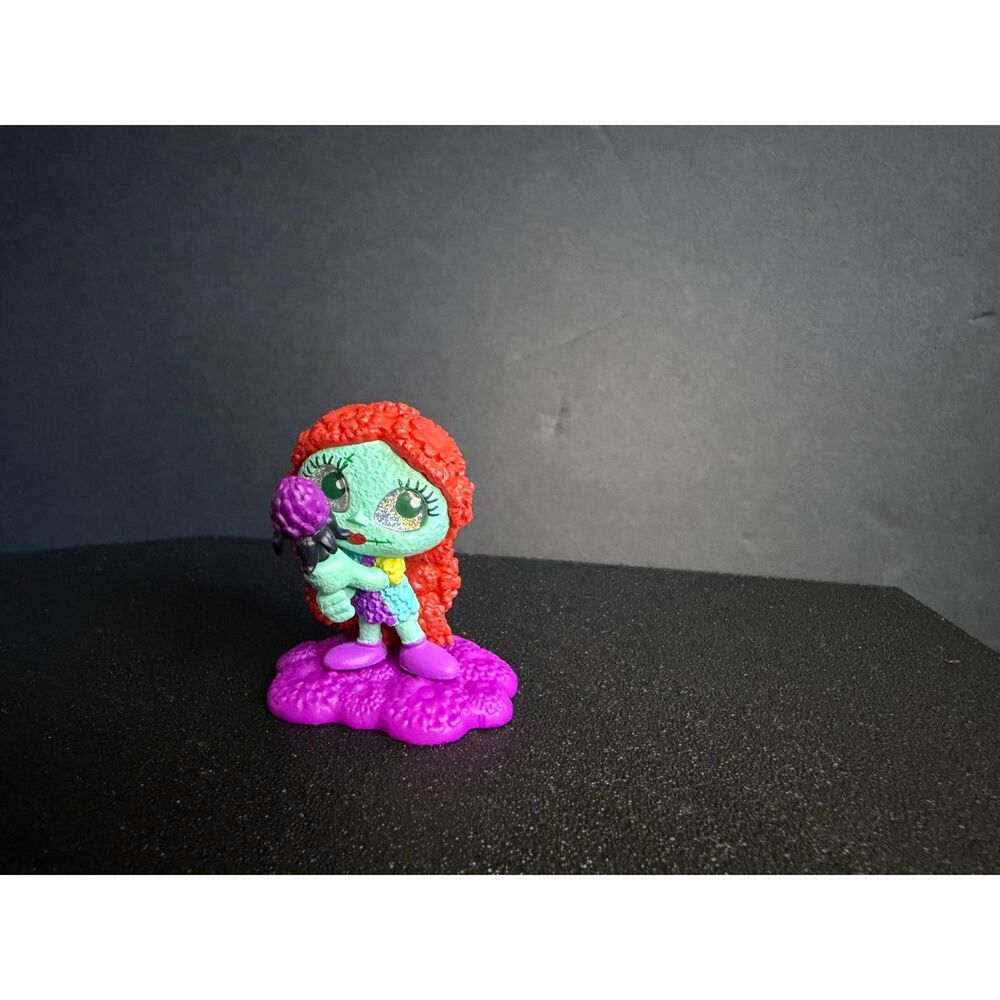 Sally Disney Doorables In Bloom Figure, Nightmare Before Christmas
